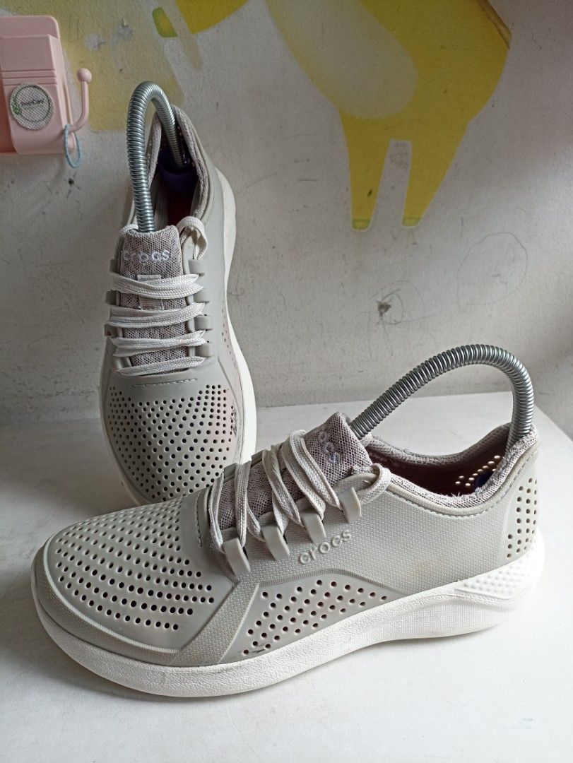 Lite Ride Pacer By Crocs 205234 Ladies Size 10 Grey White Lace Up