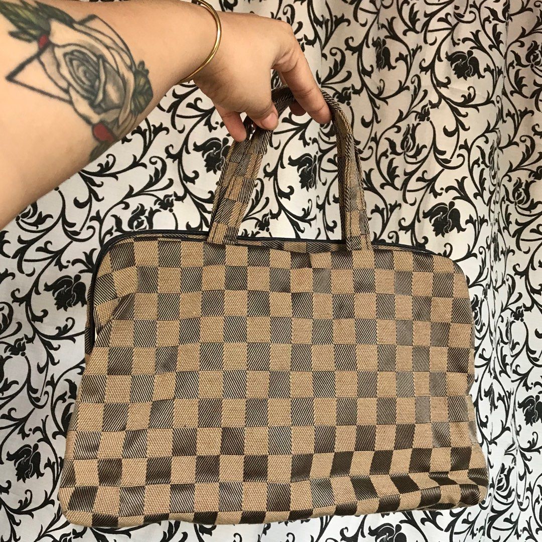 LV Transparent Makeup box cosmetics, Women's Fashion, Bags & Wallets,  Purses & Pouches on Carousell
