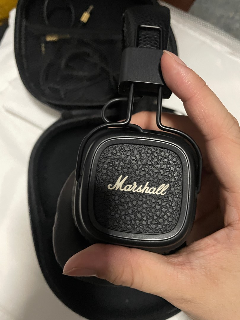 Marshall headphone, Audio, Headphones & Headsets on Carousell