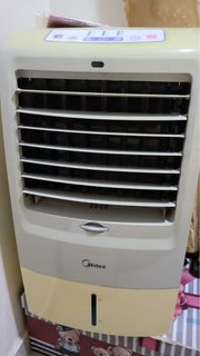(Category: ) located in . Submitted by jannycho (Listing ID 1228546234, Image 1). Description: .
