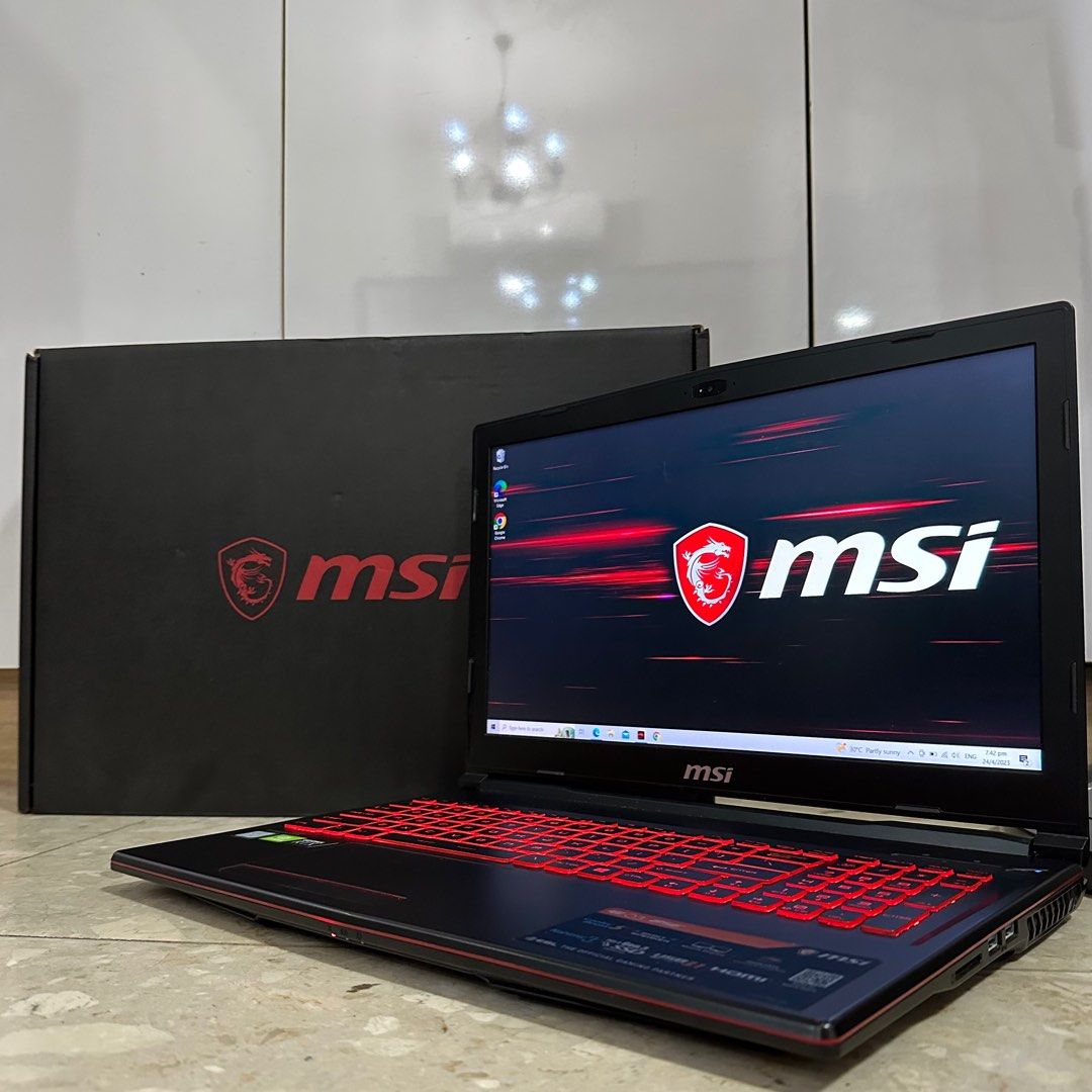 PC gamer MSI, I7 10875H, 16G DE RAM, 1T SSD