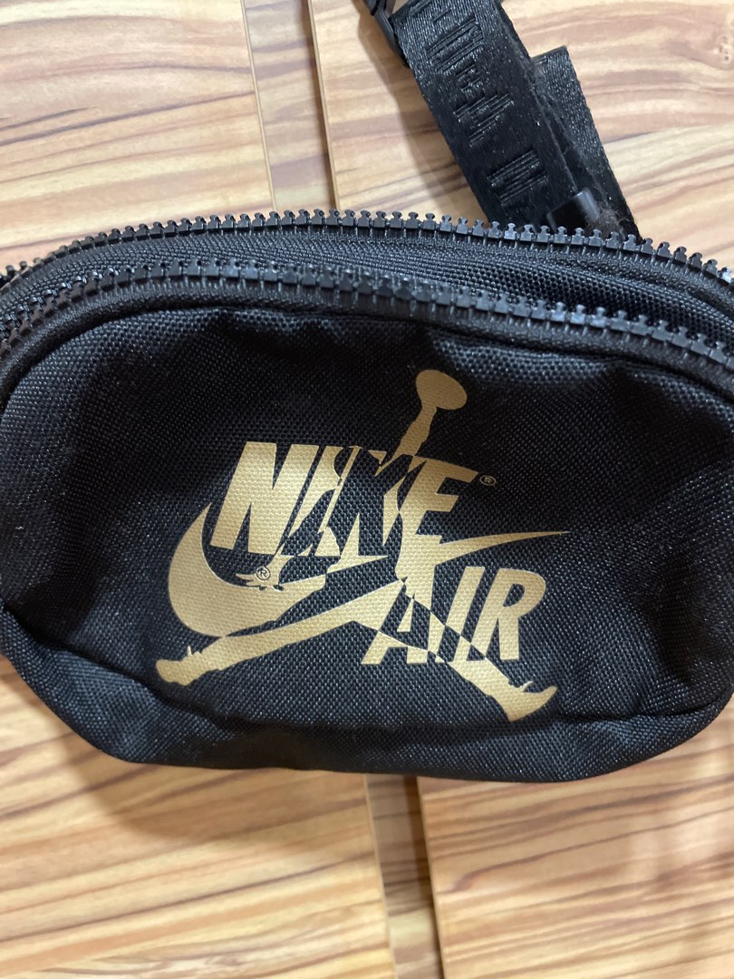 Nike air deals bum bag