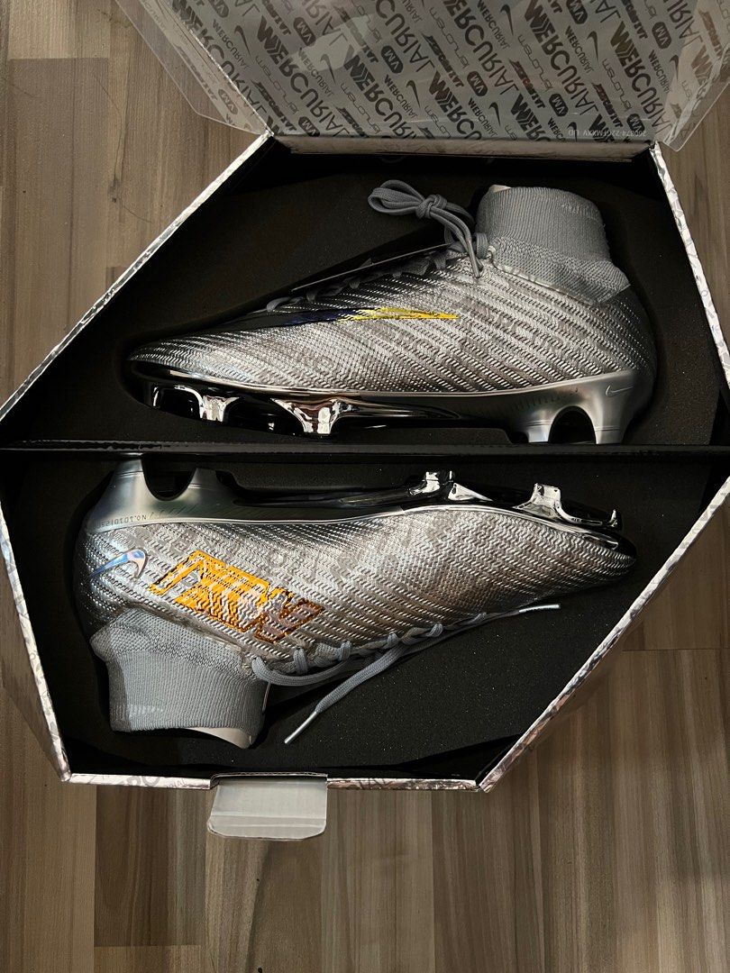 Superfly boots store