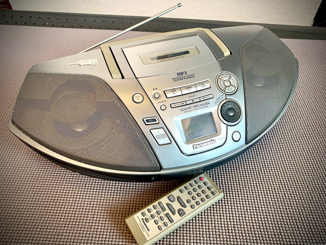 Panasonic RX-ES23 FM radio CD player, Audio, Portable Music Players on ...