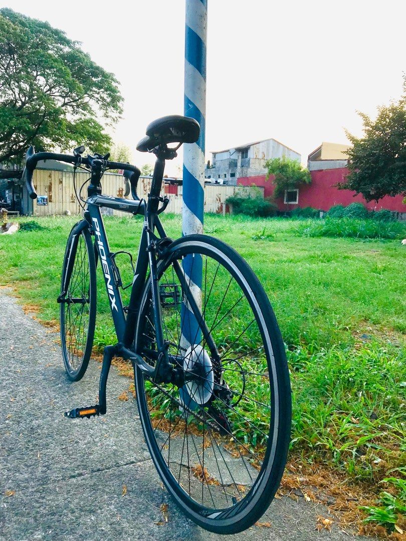 Phoenix Swift 700c Road Bike , Sports Equipment, Bicycles & Parts