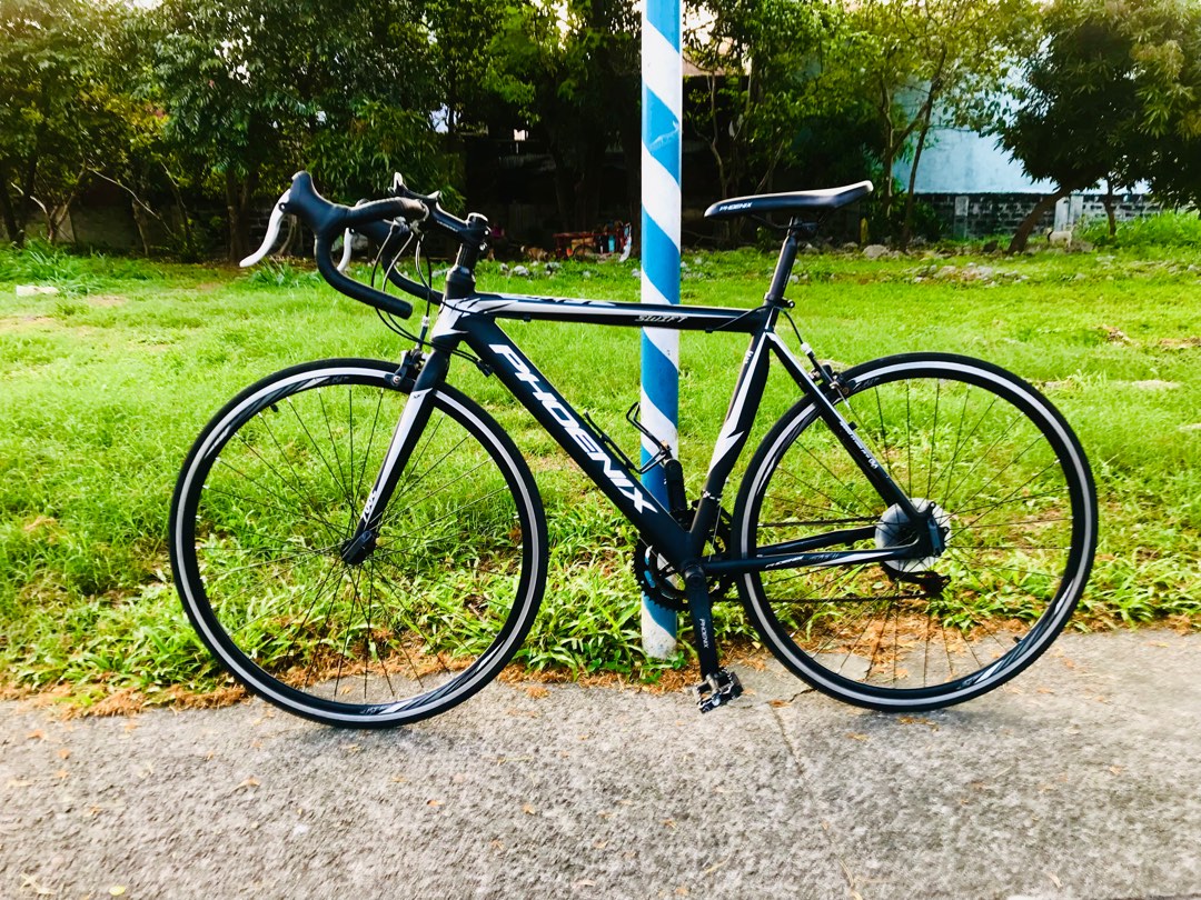 Phoenix Swift 700c Road Bike , Sports Equipment, Bicycles & Parts