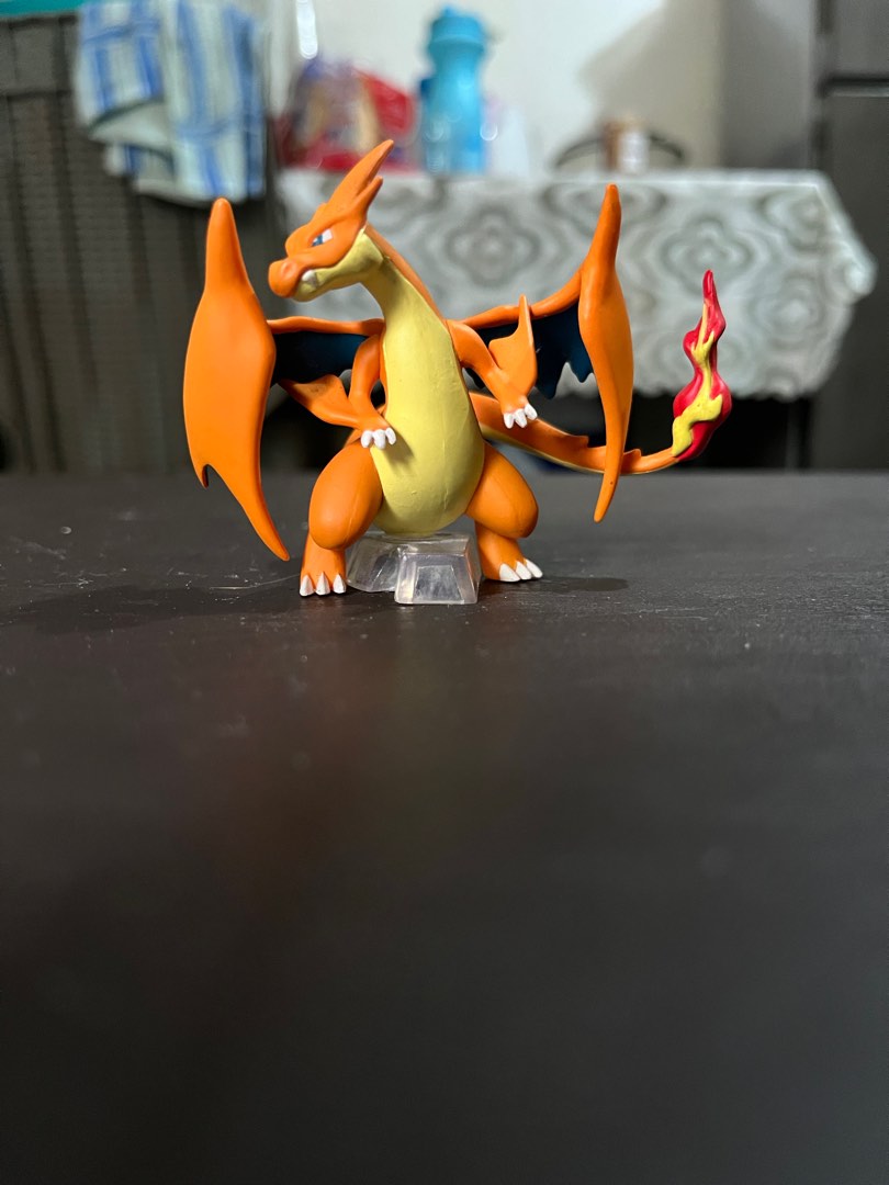 Pokemon Banpresto Mega Charizard Y glued base Hobbies Toys