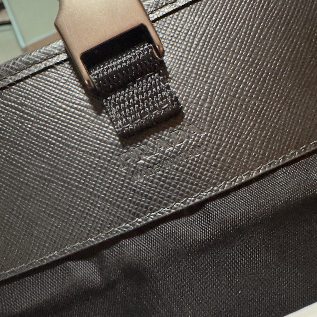 Prada Nylon and Saffiano Leather Smartphone Case – Noon-select