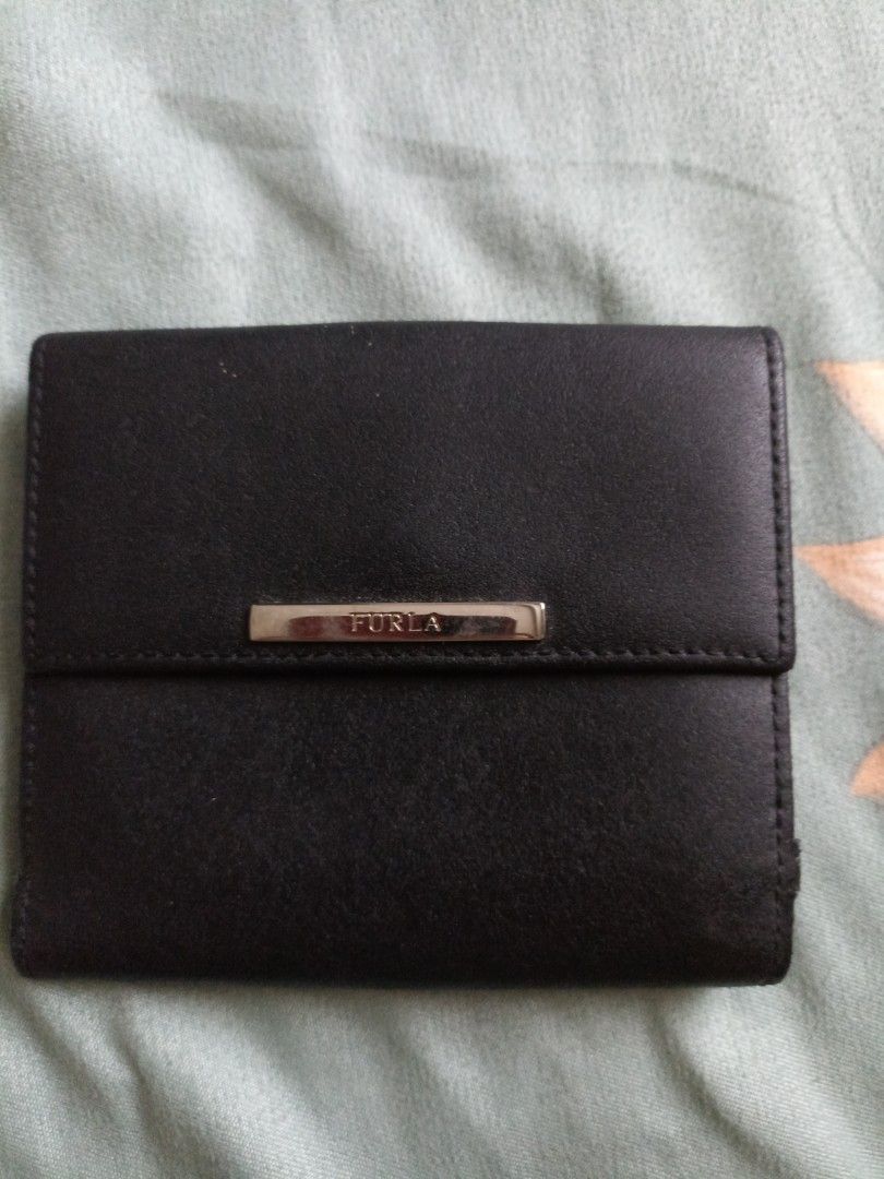 Preloved Legit Furla Short Wallet (Category: Luxury Bags & Wallets) located in Batangas. Submitted by ms.d_preloveditems (Listing ID 1228470395, Image 1). Description: legit genuine leather from japan box.
