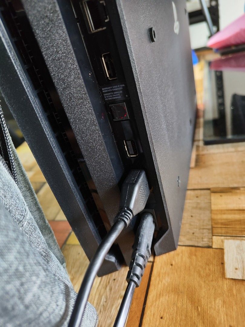 Ps4 pro store 7202b