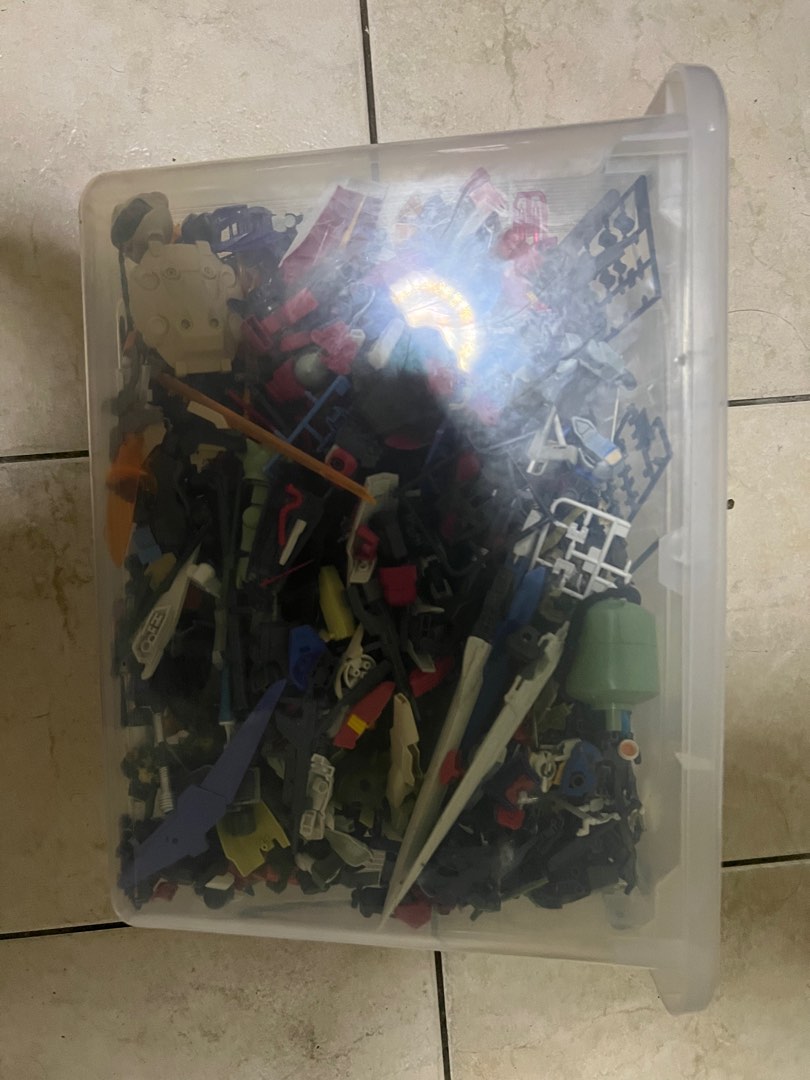 Random gunpla parts, Hobbies & Toys, Toys & Games on Carousell