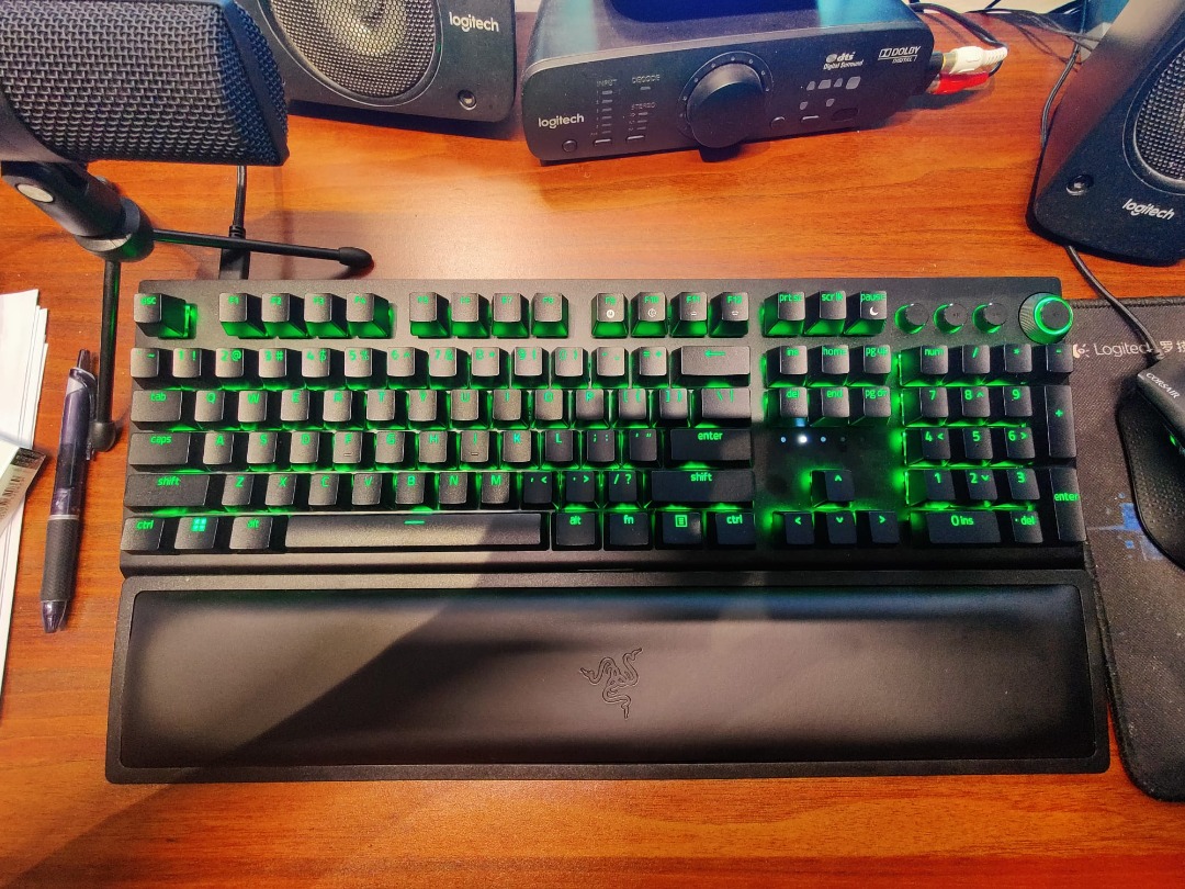 Razer Blackwidow V3 Pro (Yellow switches), Computers & Tech, Parts ...