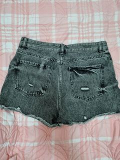 (Category: ) located in . Submitted by yhana_stuff (Listing ID 1228489086, Image 1). Description: .