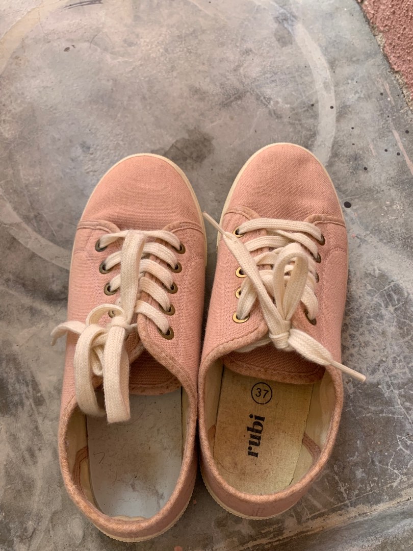 Rubi From Cotton On Shoes Womens Fashion Footwear Sneakers On Carousell 1323