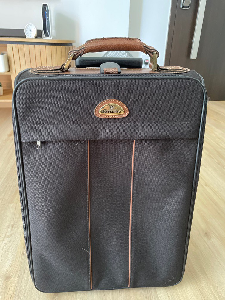 Samsonite cabin size, Hobbies & Toys, Travel, Luggage on Carousell