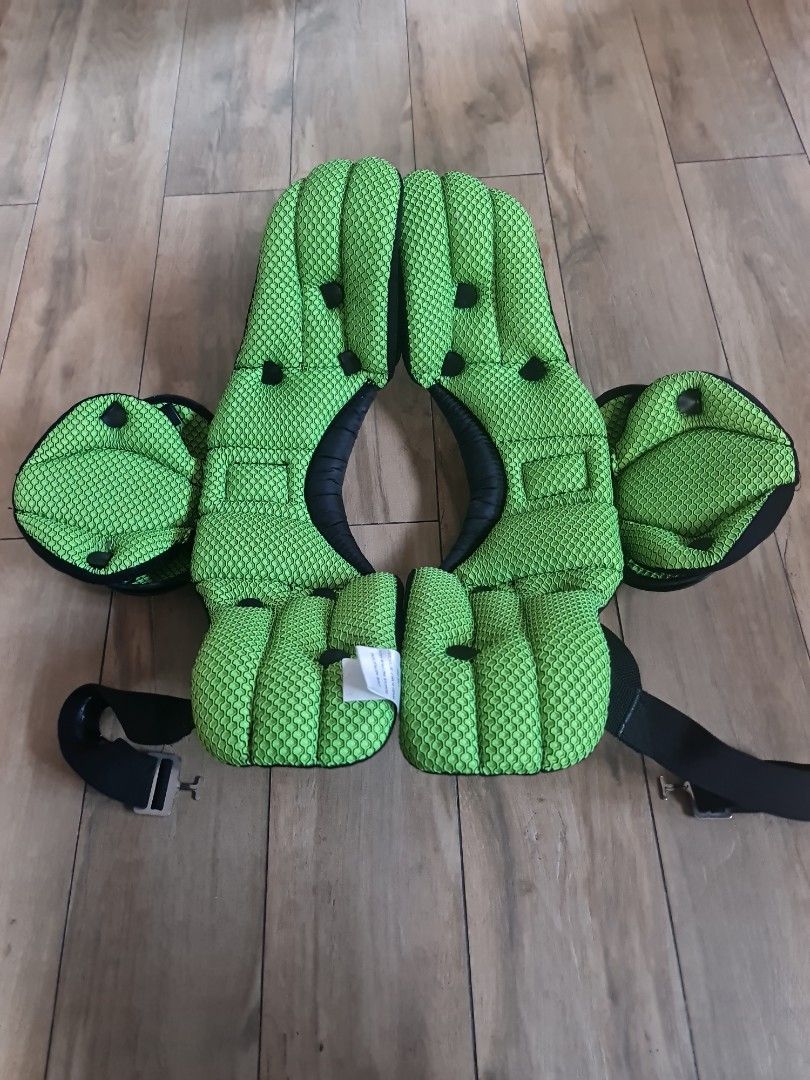 Schutt Y Flex 4.0 All Purpose Youth Football Shoulder Pads, Sports