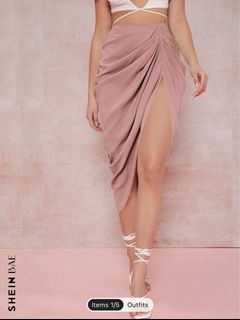 (Category: ) located in . Submitted by chictreasures (Listing ID 1228460529, Image 1). Description: .