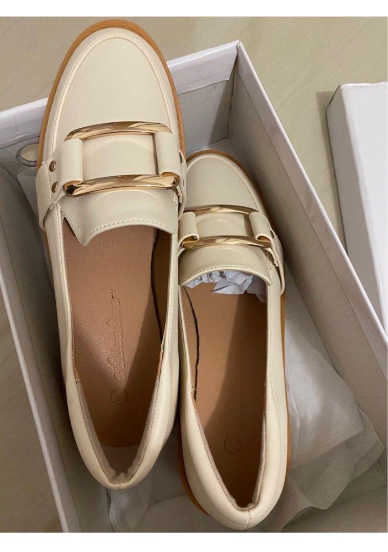 Shoes Loafers, Women's Fashion, Footwear, Shoe inserts on Carousell