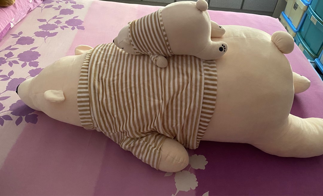 Giant Soft toy (110cm), Hobbies & Toys, Toys & Games on Carousell