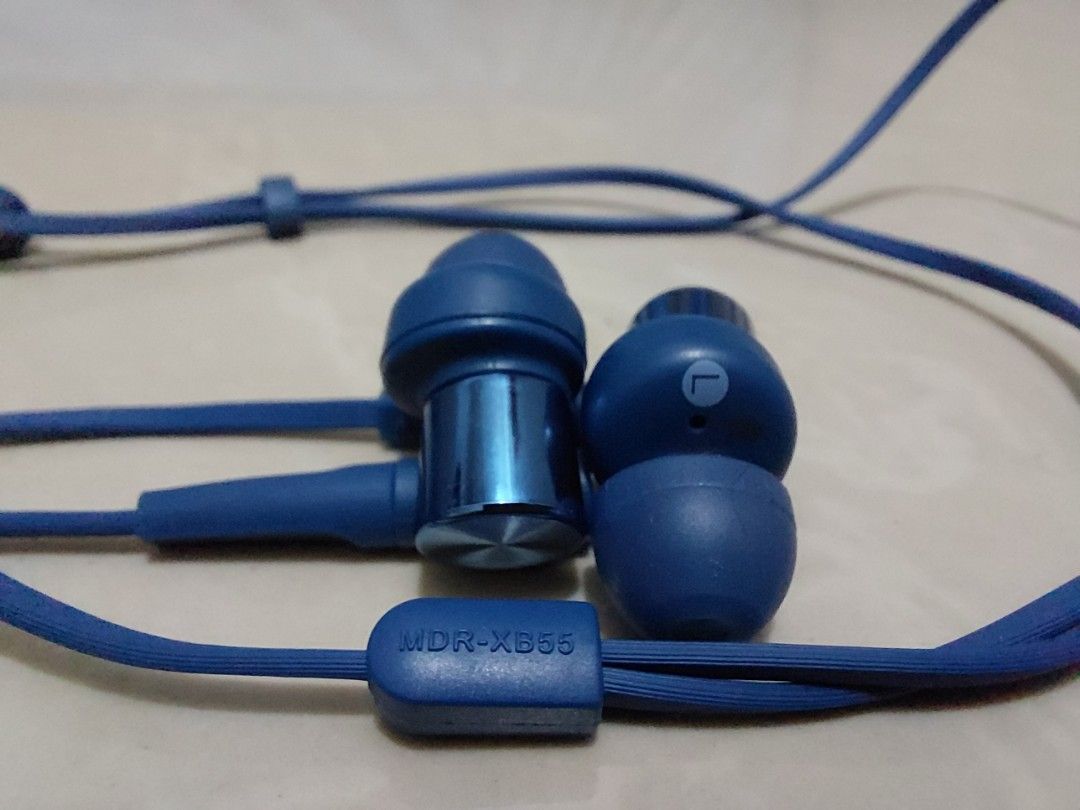 Sony deals xb 55