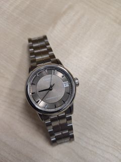（分類：）位於 。 由 benwatches 提交（商品編號 1228407507，圖片 1）。簡介： 。
