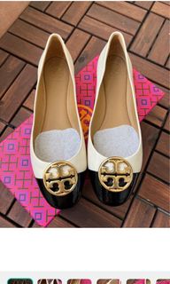 (Category: ) located in . Submitted by shoppreloveds (Listing ID 1228433162, Image 1). Description: .