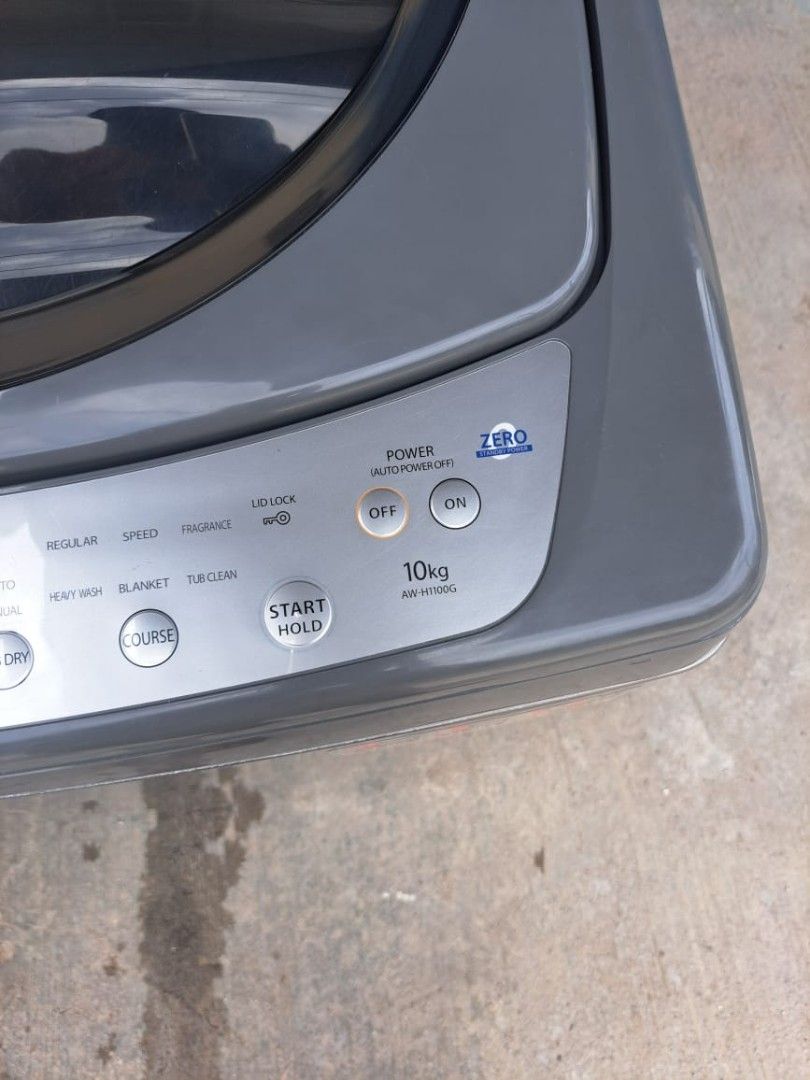 Toshiba top load washing machine 10 kg, TV & Home Appliances, Washing