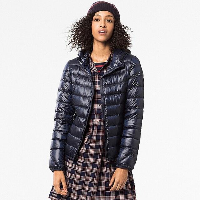 Uniqlo ultra light down black hot sale
