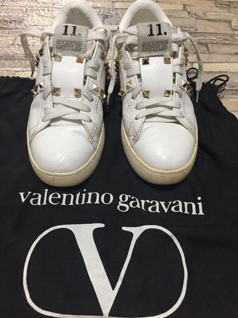 Valentino rockstud Sneaker, Women's Fashion, Footwear, Sneakers on