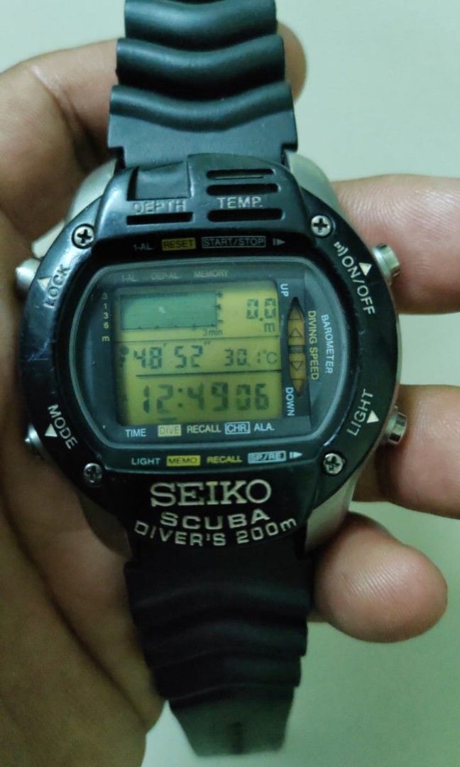 Seiko scuba diver 200m digital store