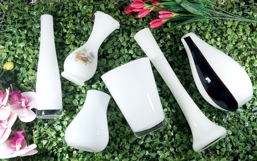 White Glass Vases from England (Category: Vases & Decorative Bowls) located in San Pedro. Submitted by PrettyBakersCollection (Listing ID 1228439937, Image 1). Description: shoppee store: https://shp.ee/4gbkxuf These are England Surplus White Vases, description are as follows: ▪︎1 piece White Glass Vase 1: 5" tall ▪︎1 piece White Glass Vase 2: 9" tall ▪︎1 piece White Glass Vase 3: 11.75" tall❌SOLD❌ ▪︎1 piece White Glass Vase 4: 8" tall❌SOLD❌ ▪︎1 