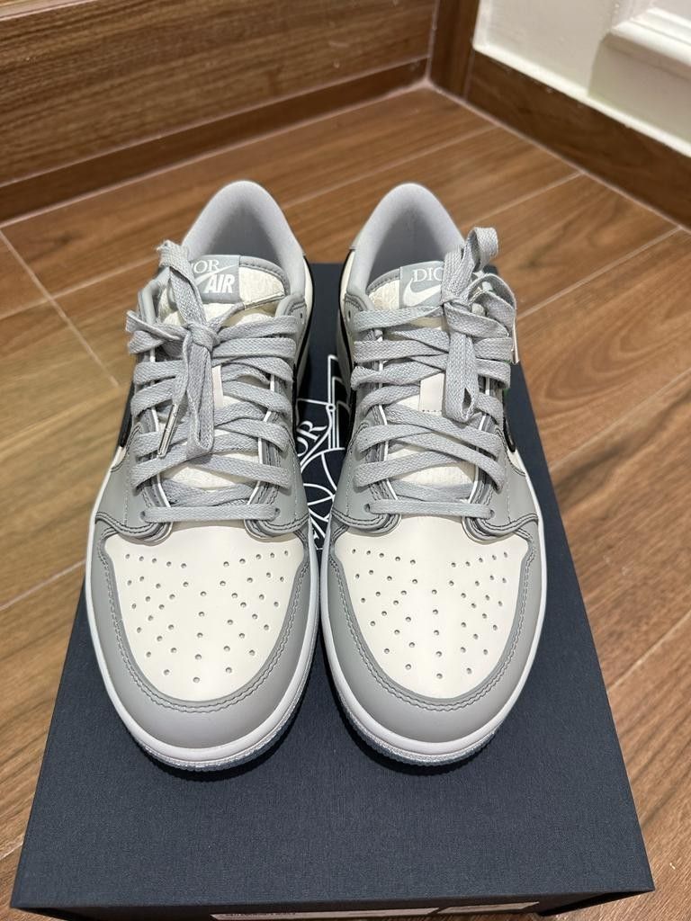 Jordan deals grise dior