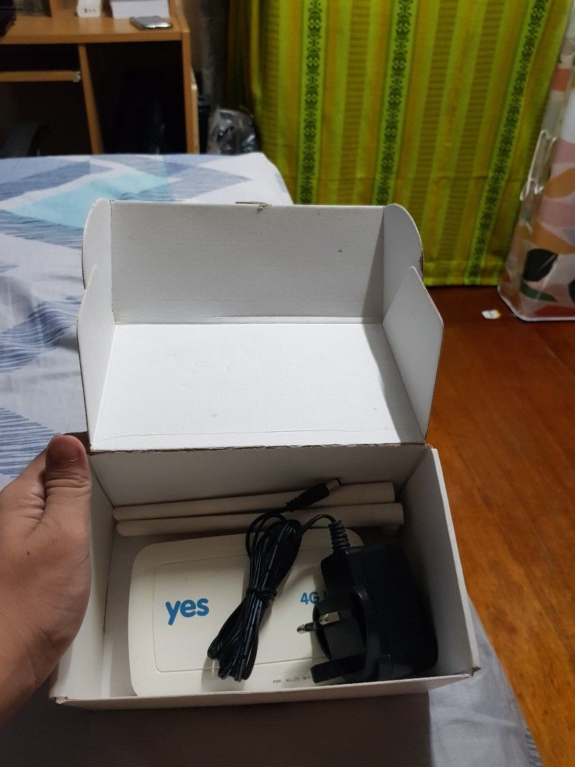 YES 4G LTE Modem IMLC2400W, Computers & Tech, Parts & Accessories