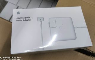 45W MAgSAfE  2 (Power adapter)