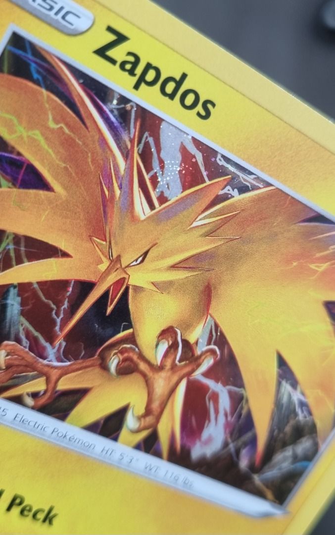 Moltres - 021/172 - Holo Rare