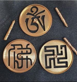 A127  纯铜香篆香道用品，工具（佛字，卍字，嗡字）6CM ..。                                                             ( 1 个 $16)     ( 2个 $30)      (3 个 ＄42 )