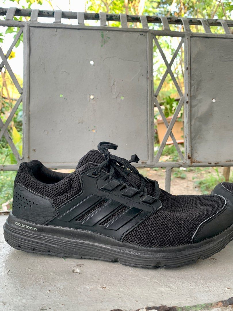 Adidas cloudfoam triple black discount