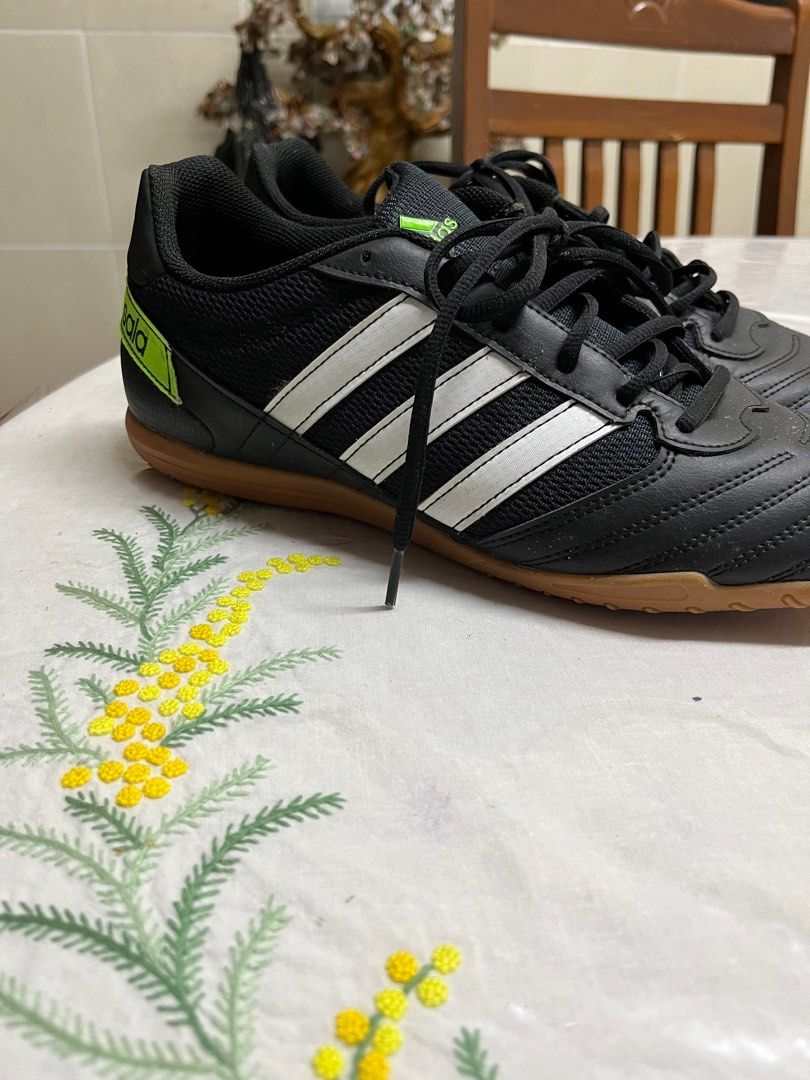 sala futsal shoes