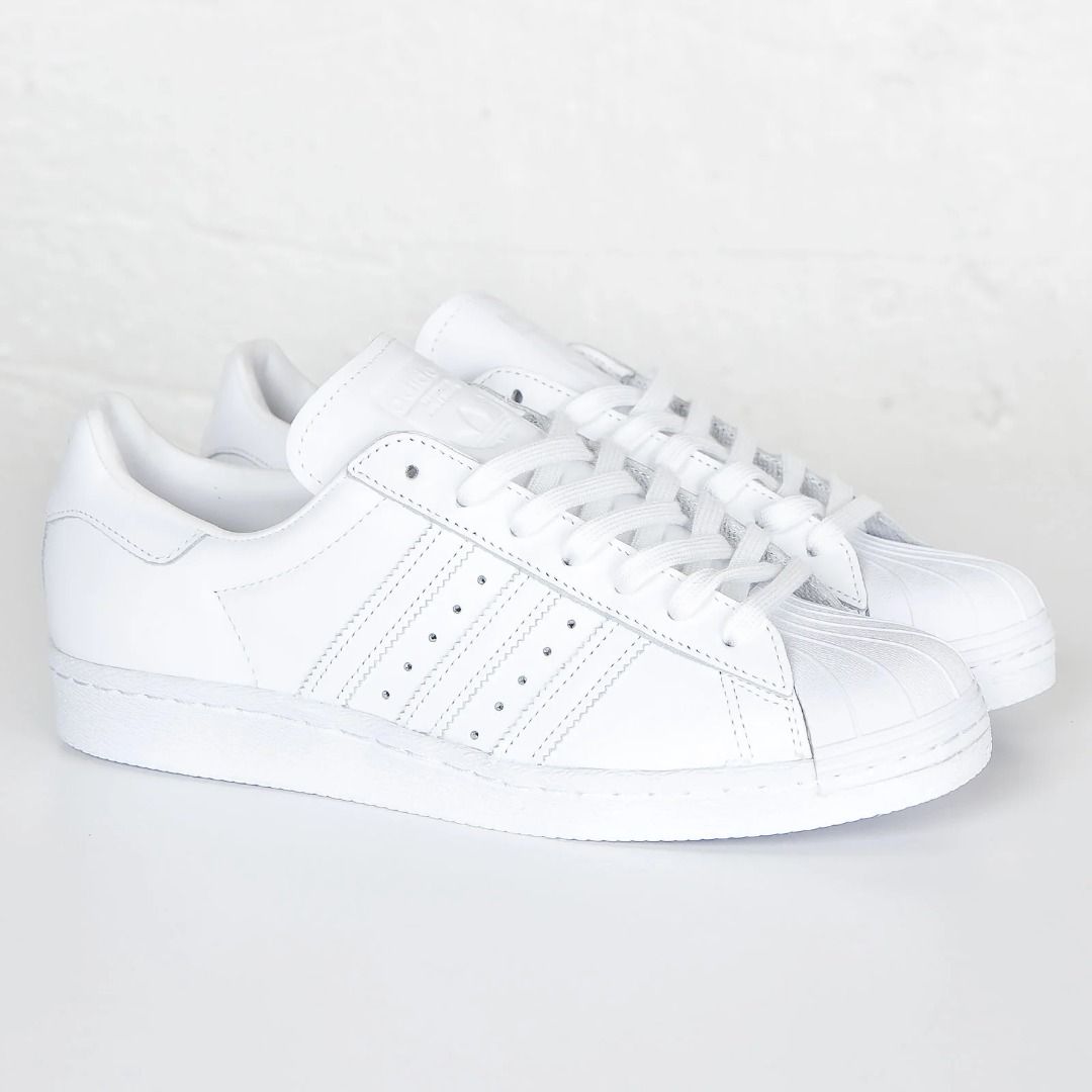Sepatu Adidas Superstar TripleWhite Original Size US 9 - UK 8,5 - 42,5,  Fesyen Pria, Sepatu , Sneakers di Carousell