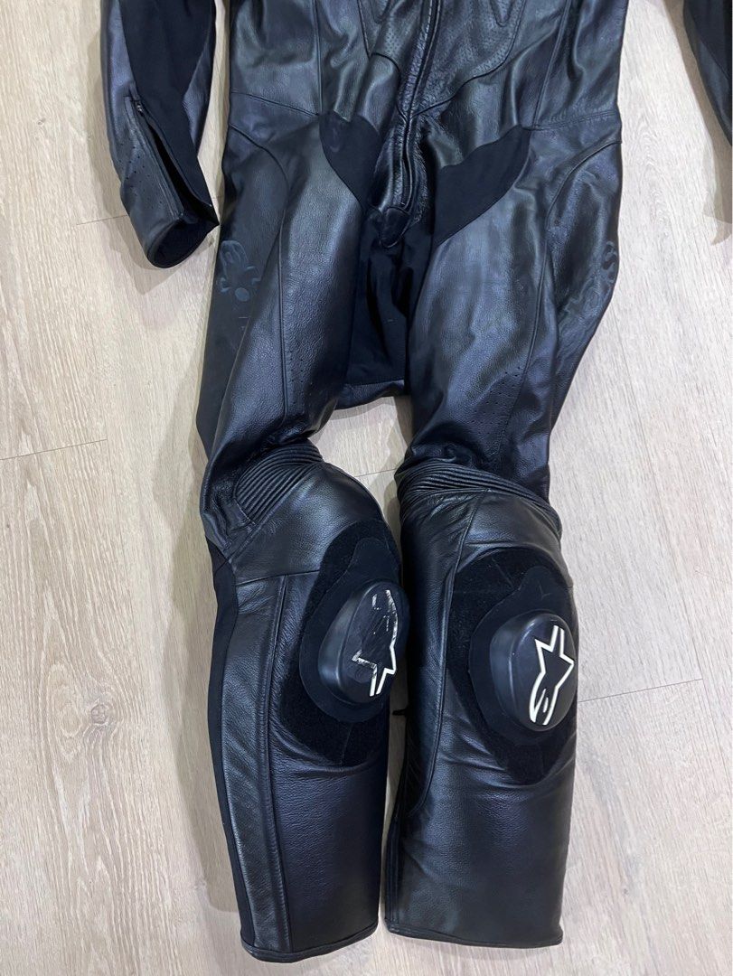 Challenger v2 leather suit cheap
