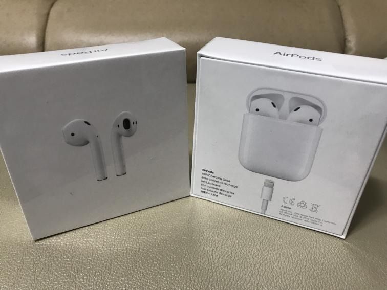 Brand New Genuine Apple Airpods 2nd Gen with Wireless Charging Case