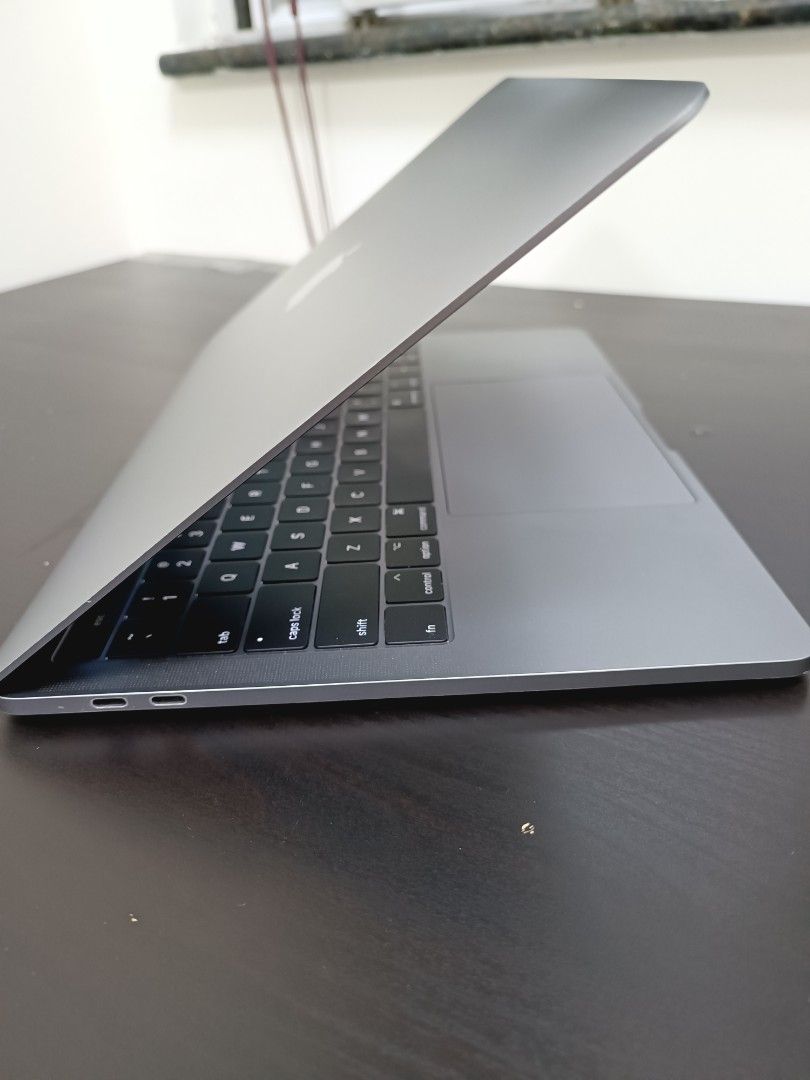 Macbook Pro Intel Iris Plus Graphics 650 1536 Mb Apple Macbook Pro