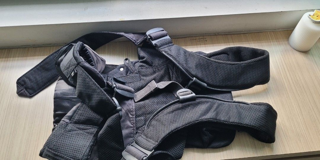 Baby Bjorn Carrier, Babies & Kids, Going Out, Carriers & Slings on