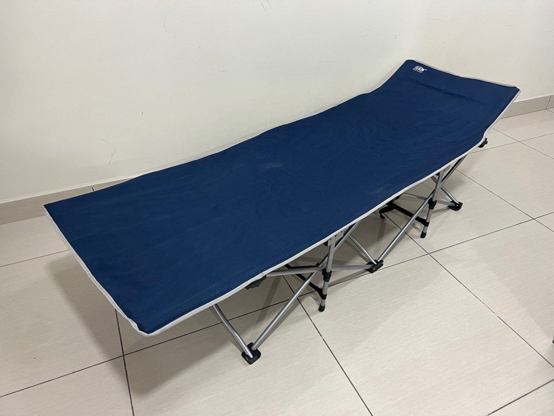 BeiShengMei Folding Bed, Sports Equipment, Hiking & Camping on Carousell