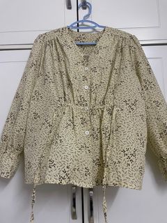 (Category: ) located in . Submitted by houseofknits (Listing ID 1228698209, Image 1). Description: .