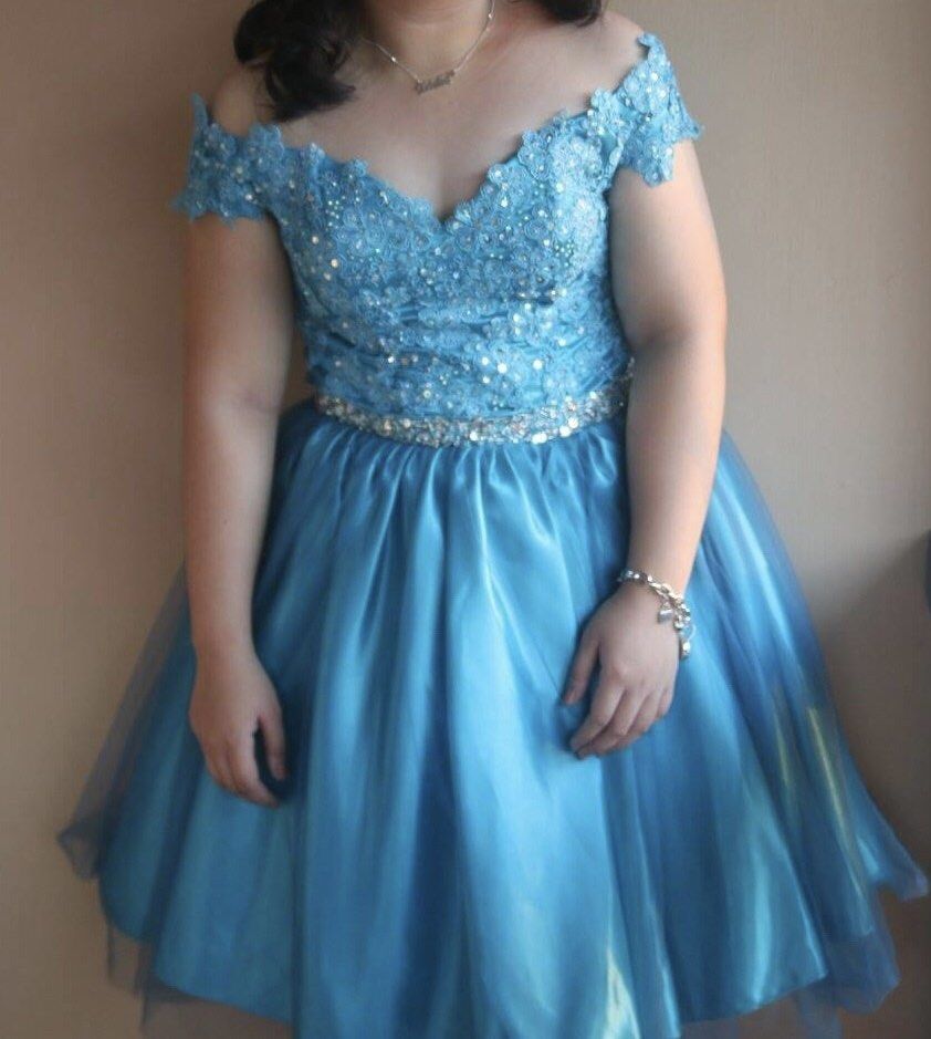 Blue Off shoulder Cocktail Dress (Category: Evening dresses & gowns) located in Quezon City. Submitted by trisha_1998 (Listing ID 1228597384, Image 1). Description: Teal Blue Cocktail Dress Off shoulder, knee length Used once only for a debut Fits medium to large In very good condition PM for inquiries ☺️.