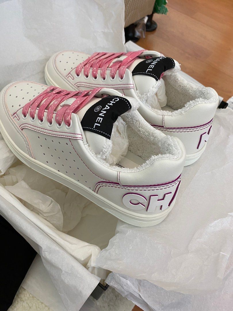 CHANEL 21P Logo Sneakers in White/ Pink Calfskin, Luxury, Sneakers &  Footwear on Carousell