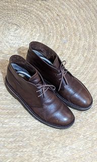 CLARKS DESERT BOOTS