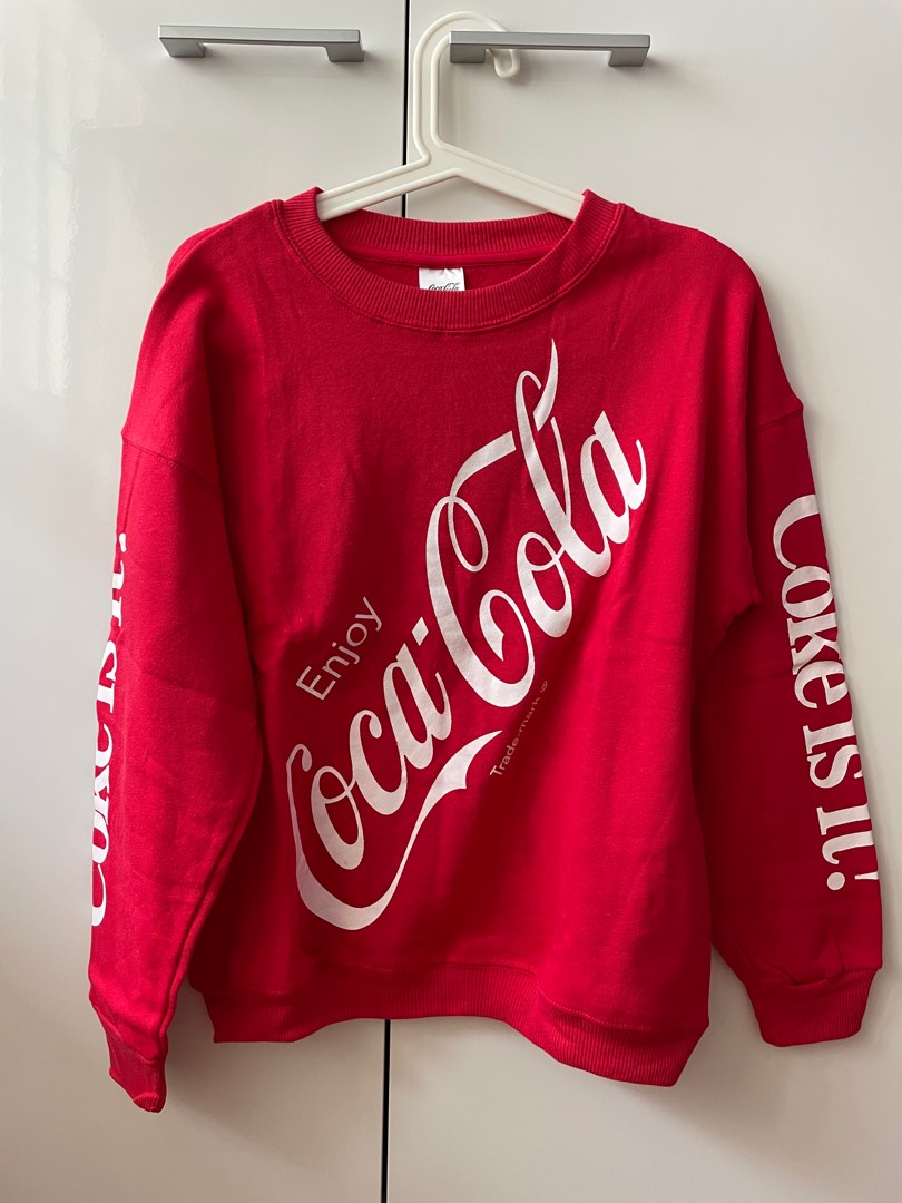 Red coca clearance cola sweatshirt
