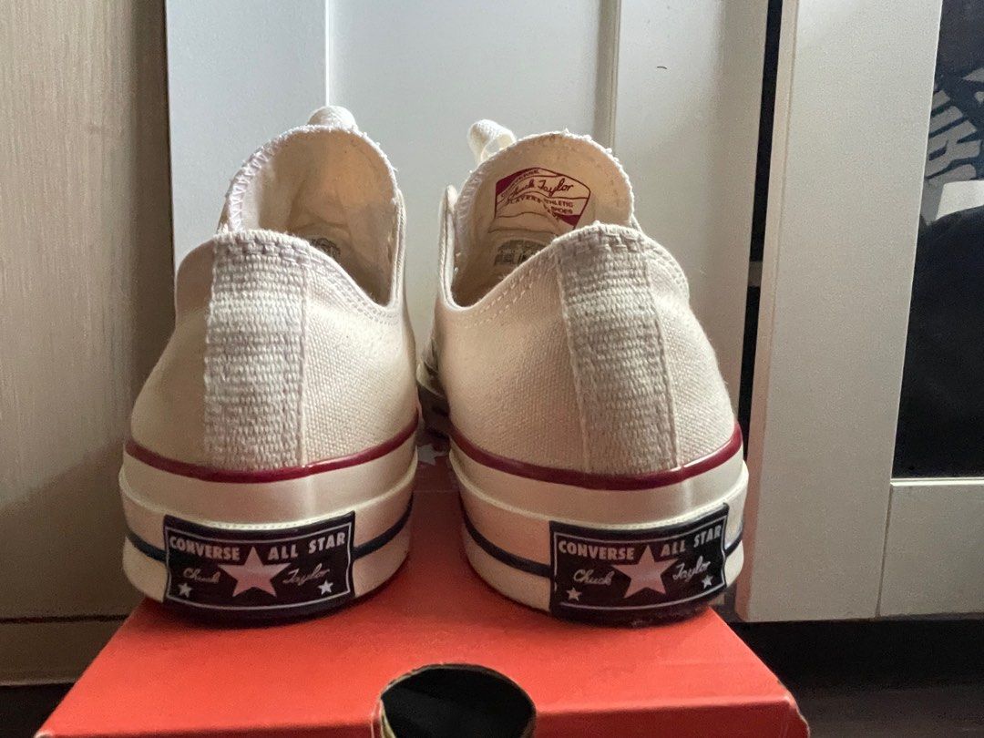 Chuck 70 on sale low white